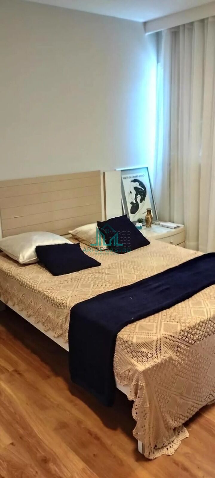 Casa de Condomínio à venda com 5 quartos, 326m² - Foto 16