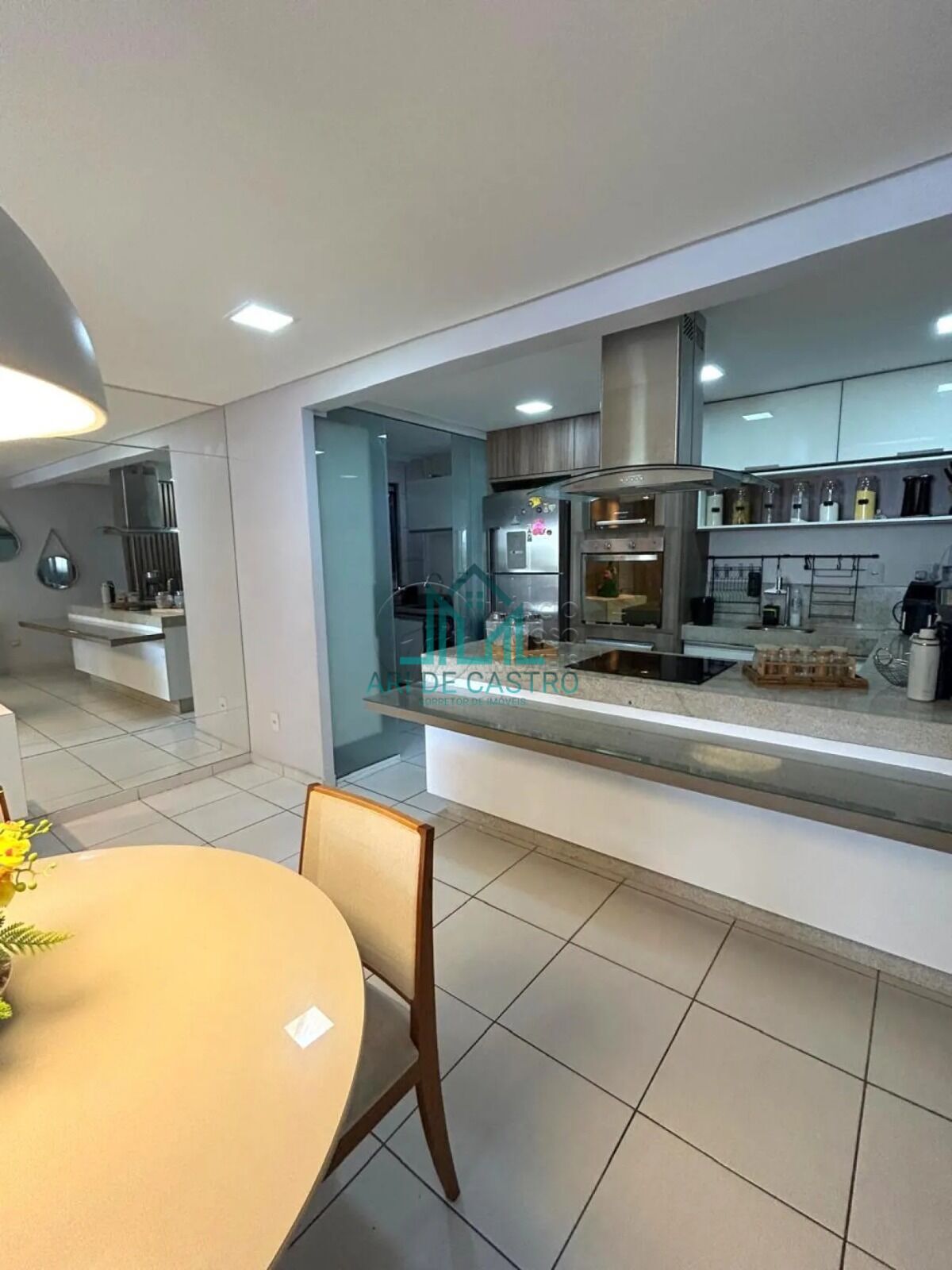 Apartamento, 3 quartos, 96 m² - Foto 2