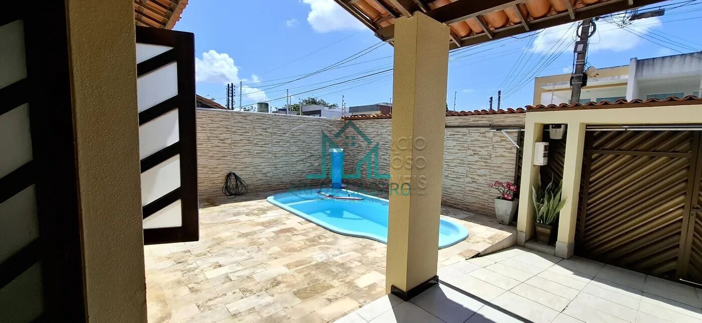 Casa à venda com 3 quartos, 137m² - Foto 2