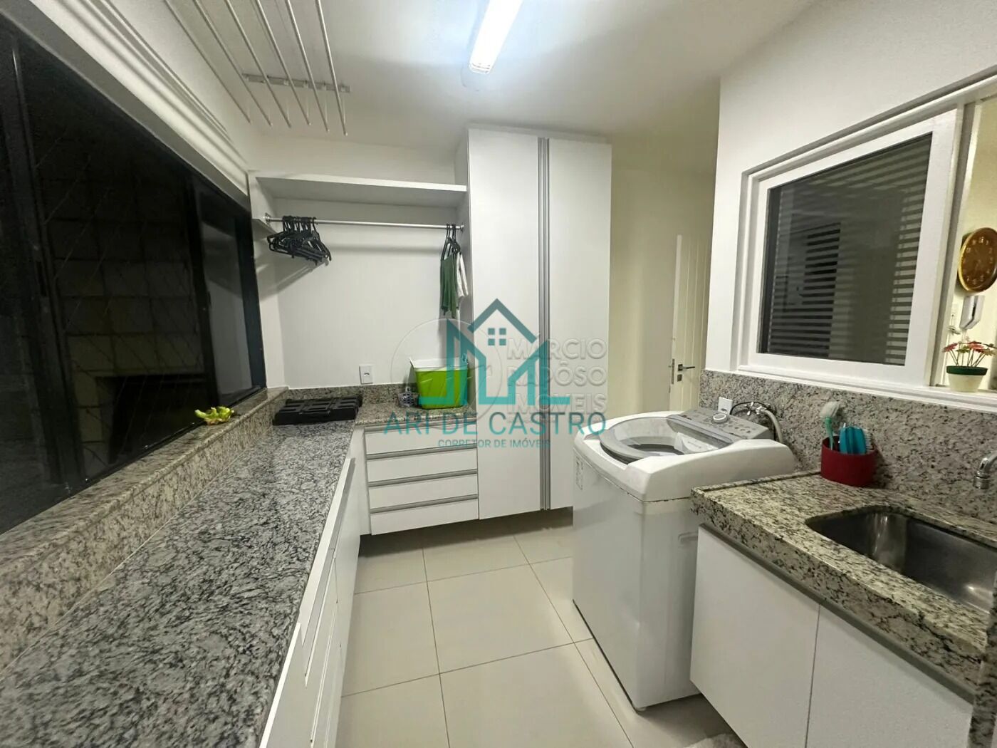 Apartamento à venda com 3 quartos, 152m² - Foto 10