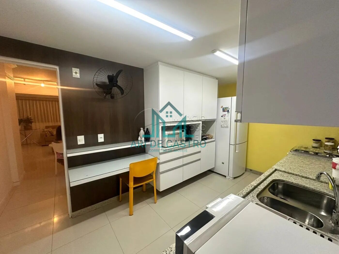 Apartamento à venda com 3 quartos, 152m² - Foto 8