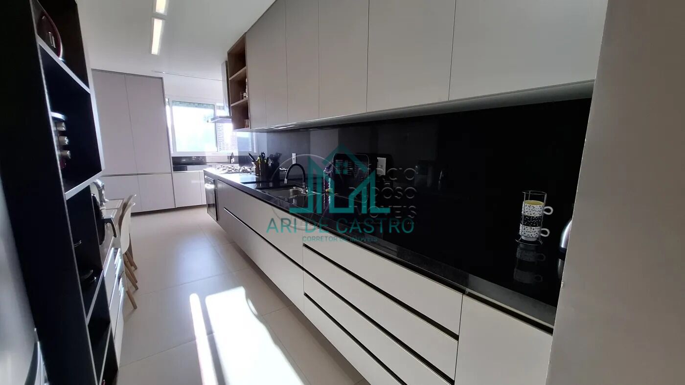 Apartamento à venda com 3 quartos, 191m² - Foto 31
