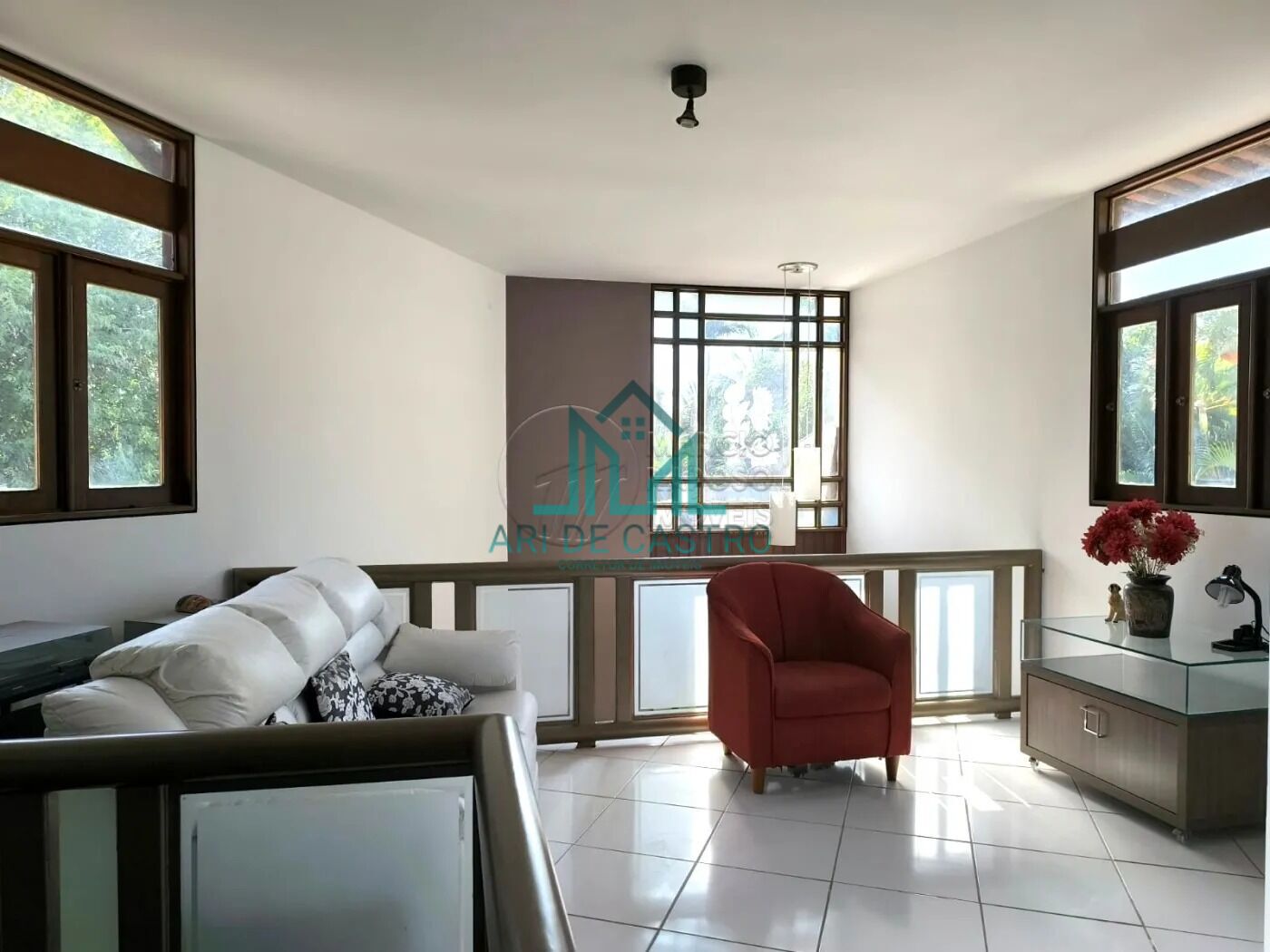 Casa à venda com 4 quartos, 381m² - Foto 7