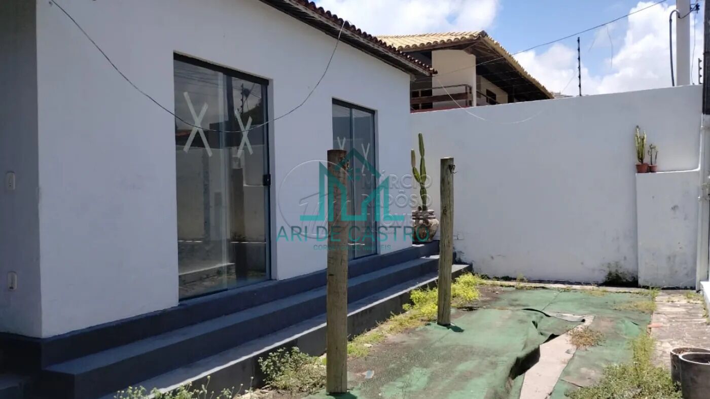 Casa à venda com 6 quartos, 316m² - Foto 11