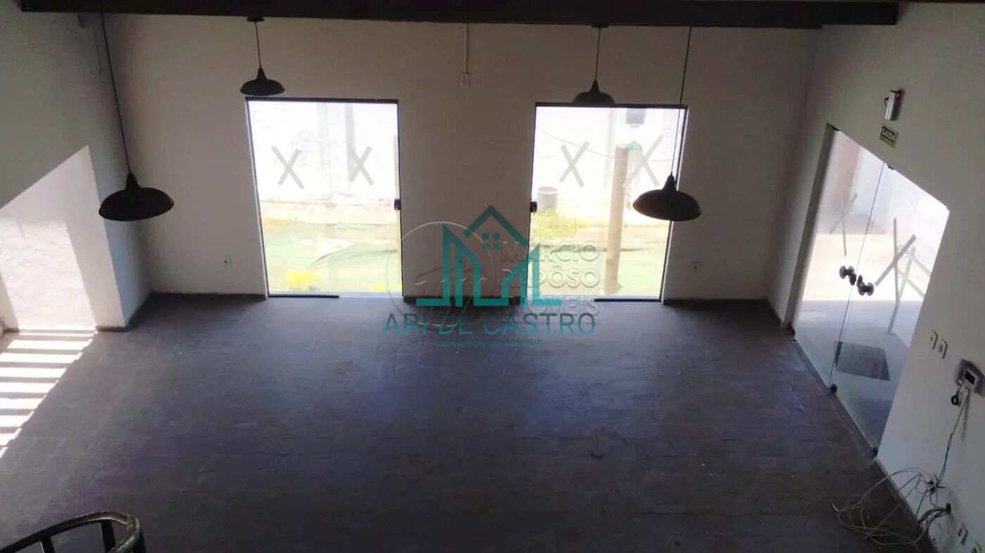 Casa à venda com 6 quartos, 316m² - Foto 12