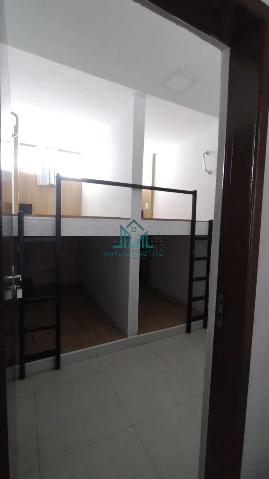Casa à venda com 6 quartos, 316m² - Foto 31