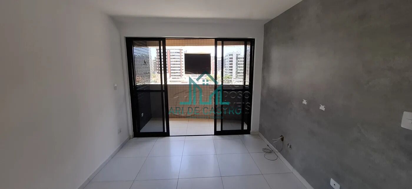 Apartamento à venda com 3 quartos, 98m² - Foto 2