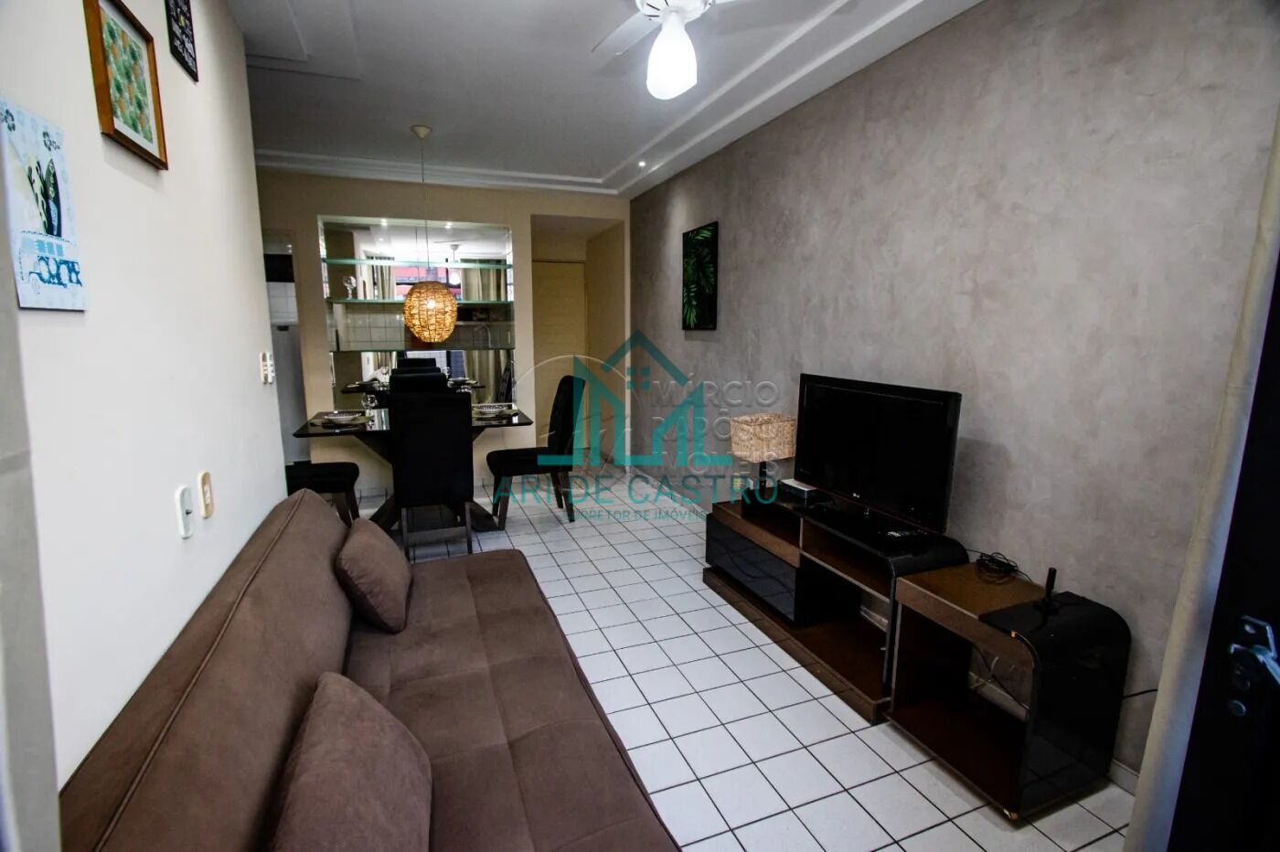 Apartamento à venda com 1 quarto, 42m² - Foto 1