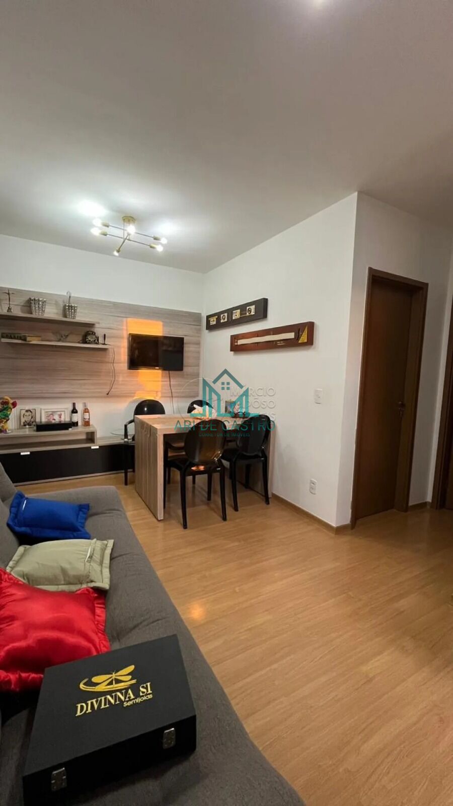 Apartamento à venda com 2 quartos, 55m² - Foto 3