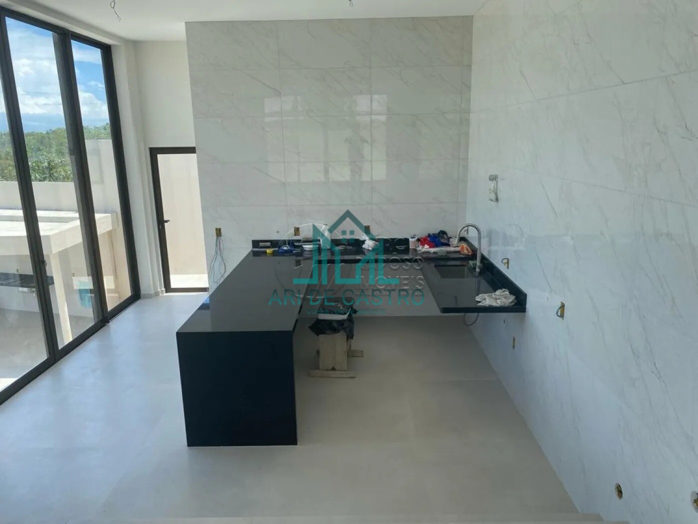 Casa à venda com 4 quartos, 416m² - Foto 6