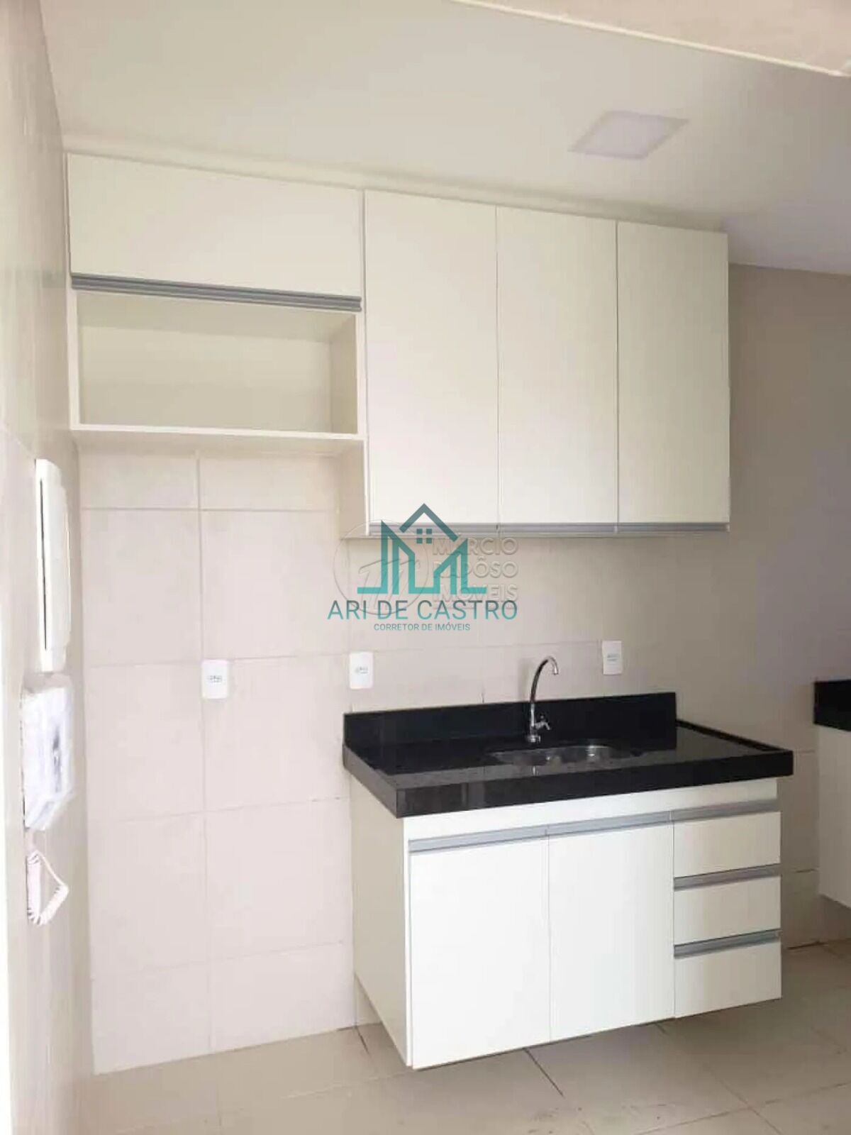 Apartamento à venda com 1 quarto, 42m² - Foto 9