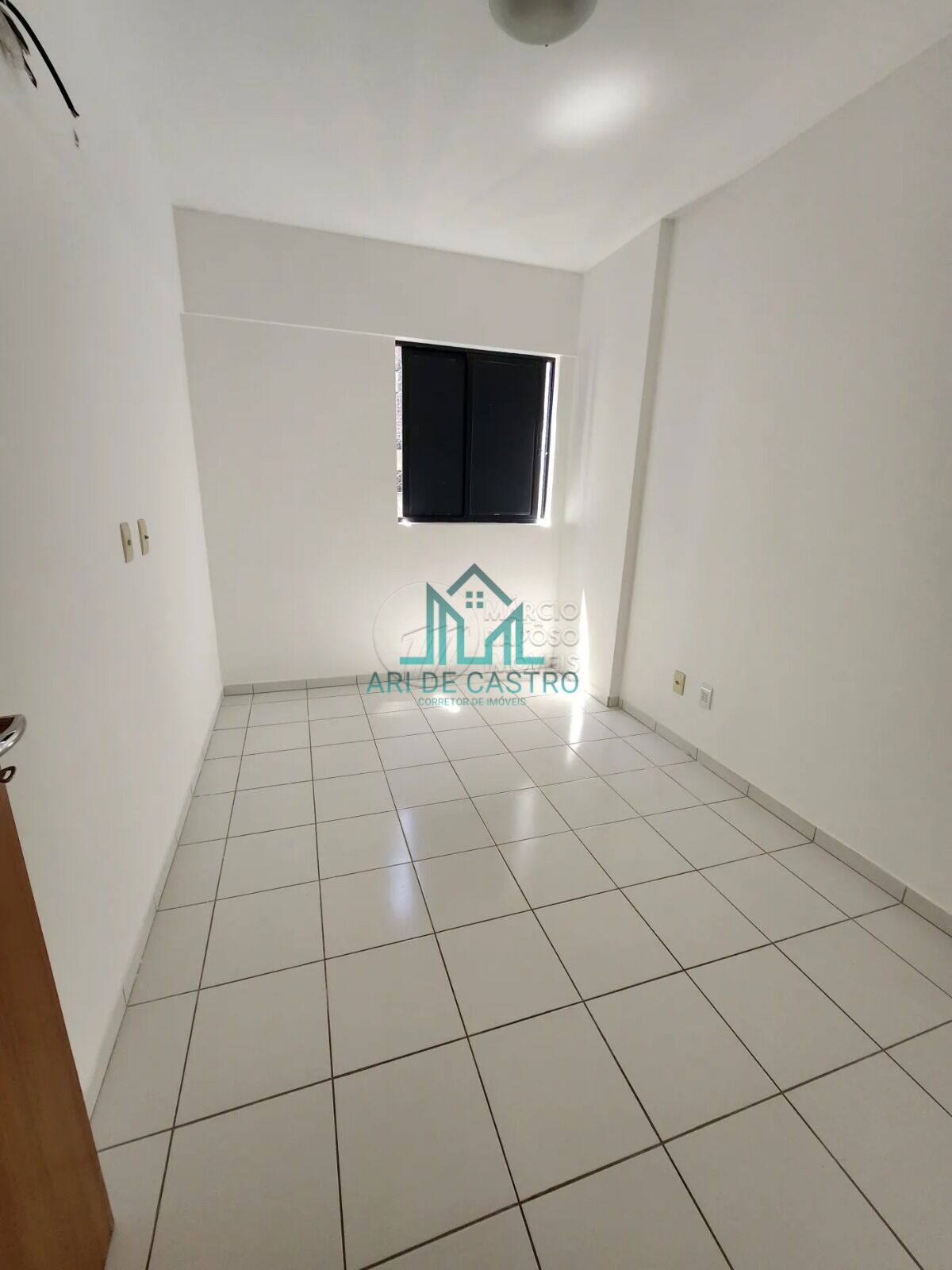 Apartamento para alugar com 2 quartos, 66m² - Foto 3