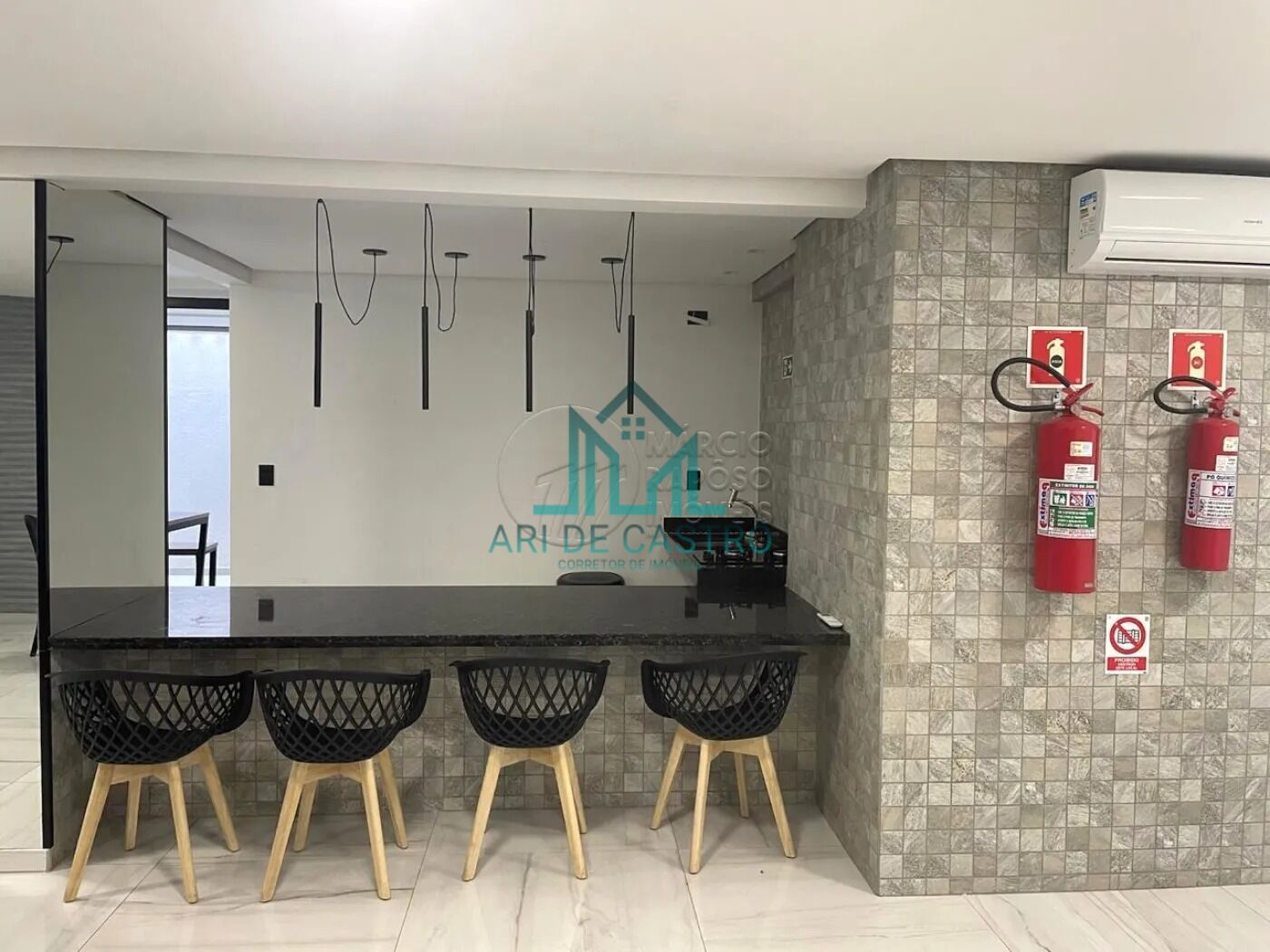 Apartamento à venda com 2 quartos, 63m² - Foto 13