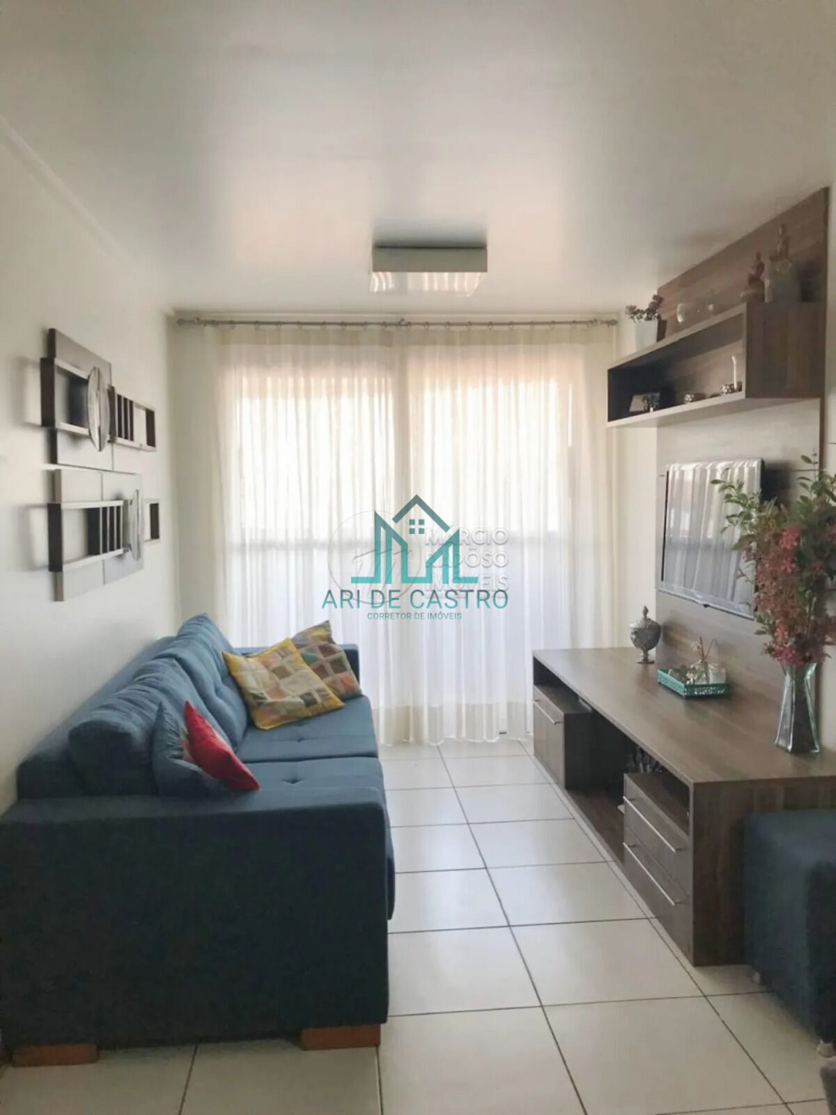 Apartamento à venda com 3 quartos, 78m² - Foto 1