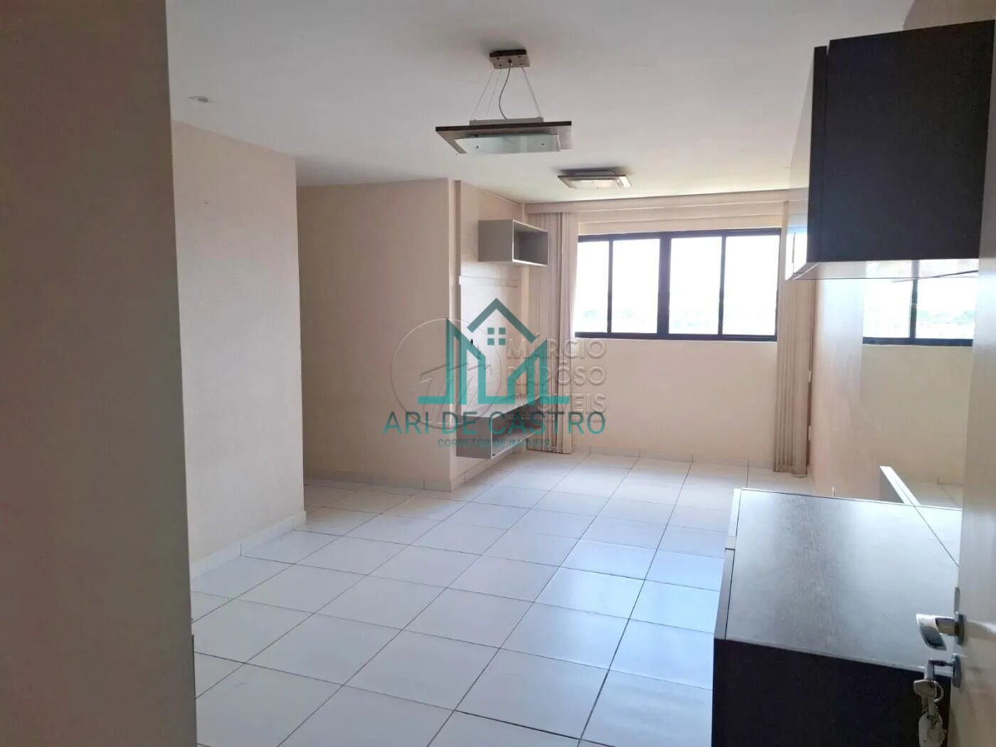 Apartamento à venda com 3 quartos, 78m² - Foto 1