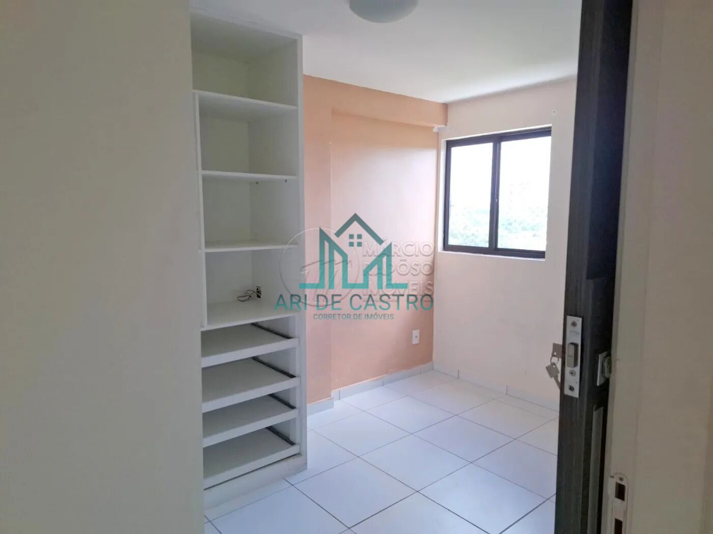 Apartamento à venda com 3 quartos, 78m² - Foto 4