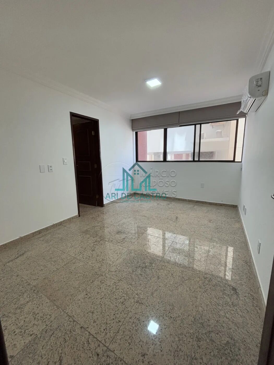 Apartamento para alugar com 2 quartos, 203m² - Foto 8