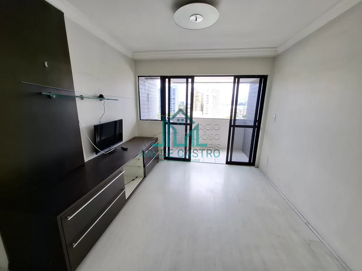 Apartamento à venda com 3 quartos, 116m² - Foto 3