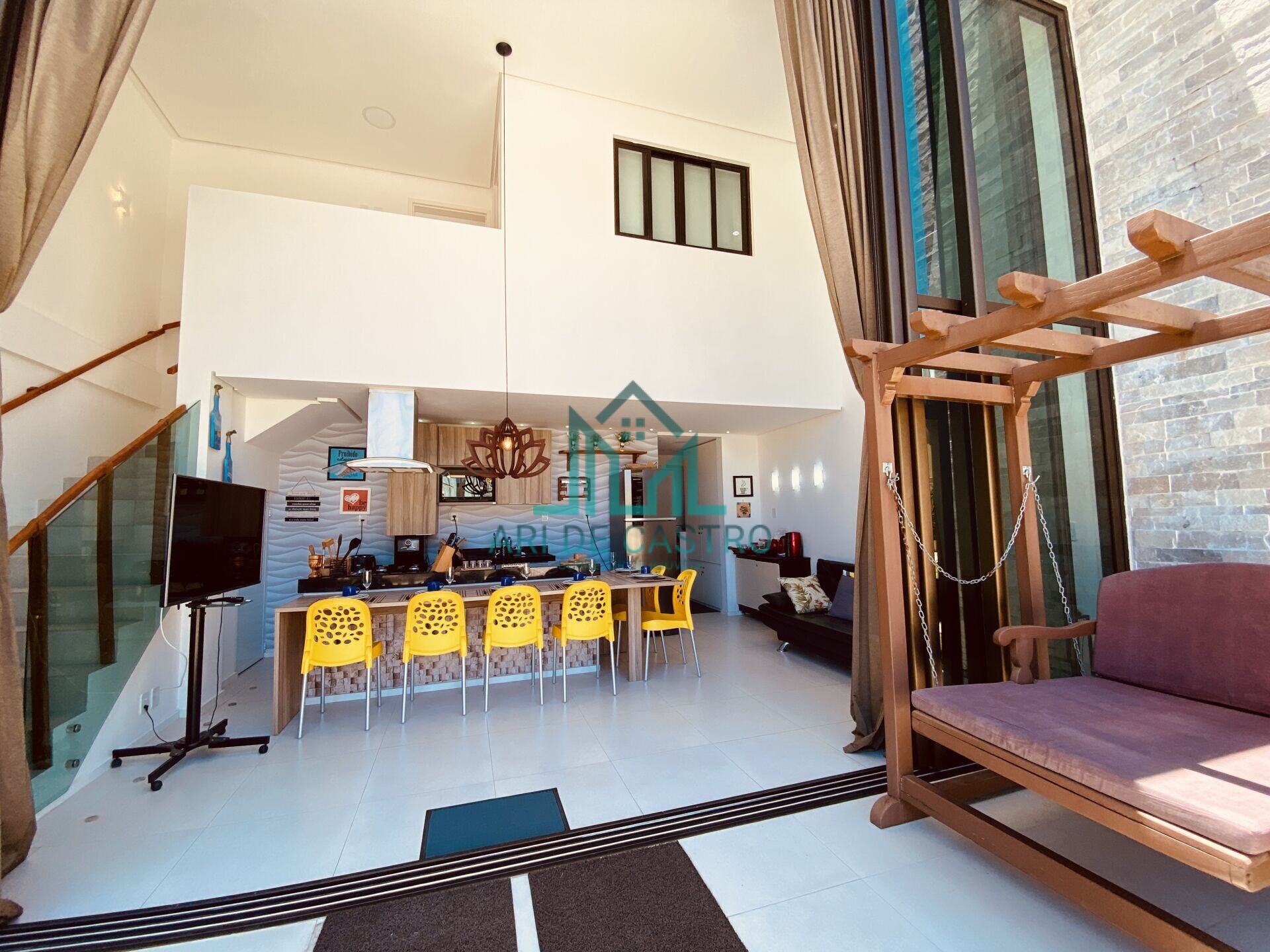 Casa à venda com 3 quartos, 90m² - Foto 3