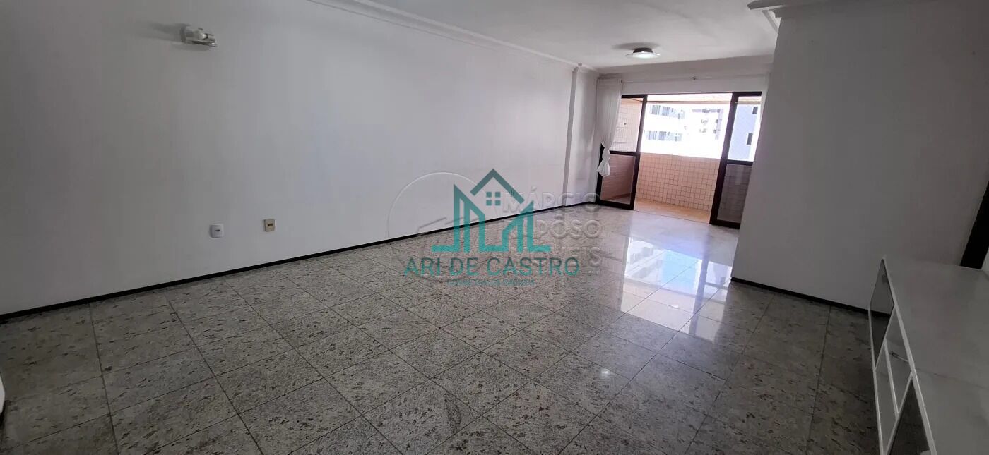 Apartamento à venda com 3 quartos, 121m² - Foto 1