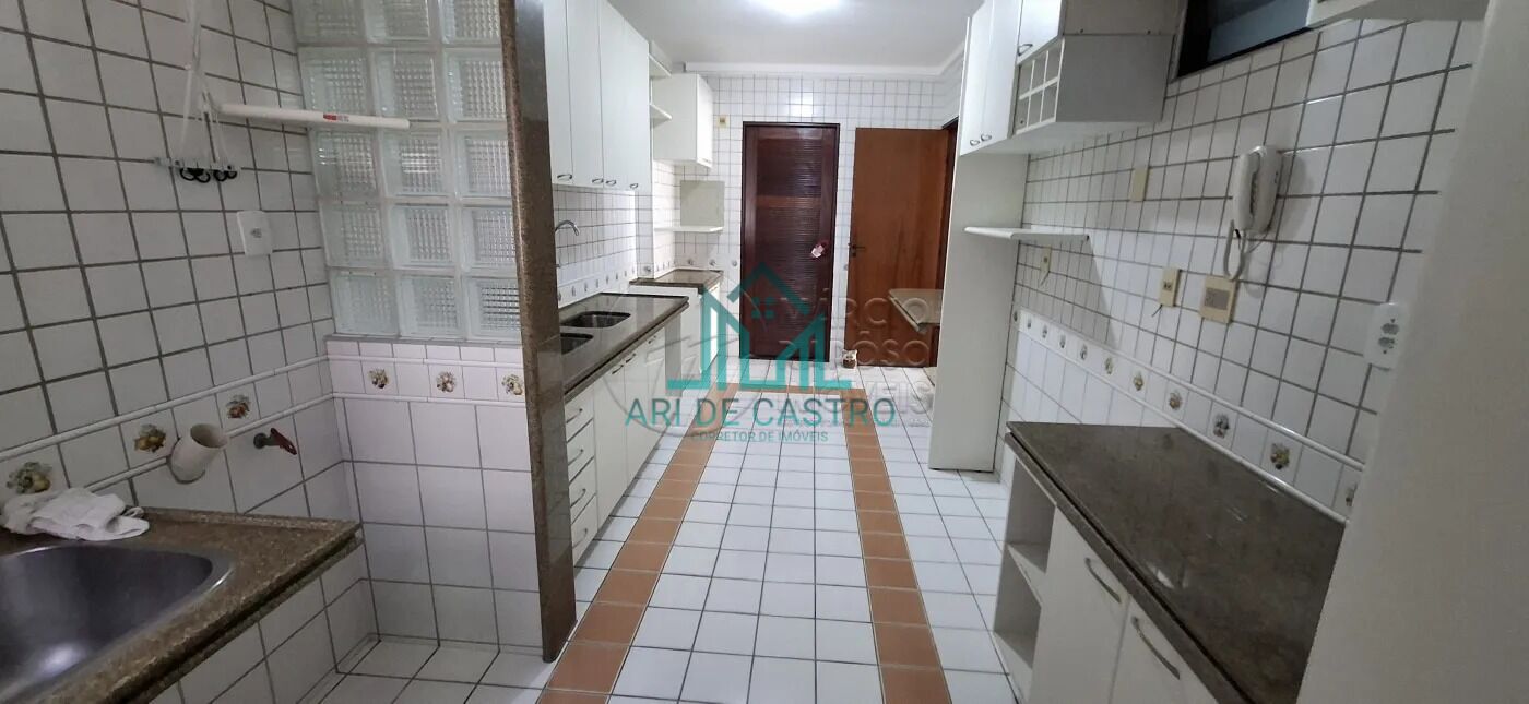 Apartamento à venda com 3 quartos, 121m² - Foto 18