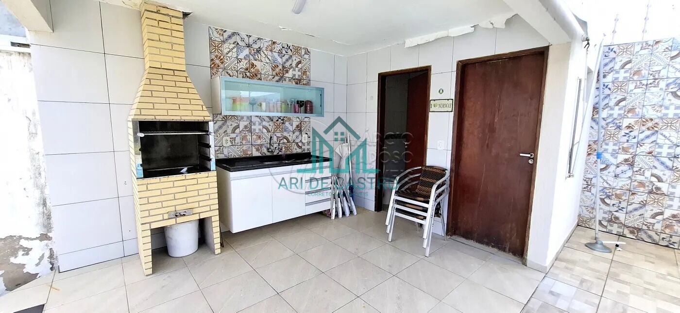 Casa à venda com 3 quartos, 212m² - Foto 7