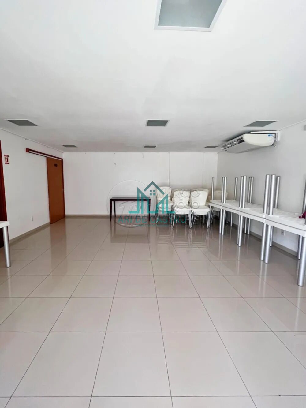 Apartamento à venda com 3 quartos, 93m² - Foto 7