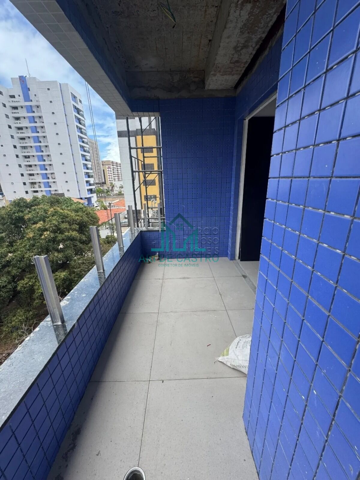 Apartamento à venda com 1 quarto, 40m² - Foto 1