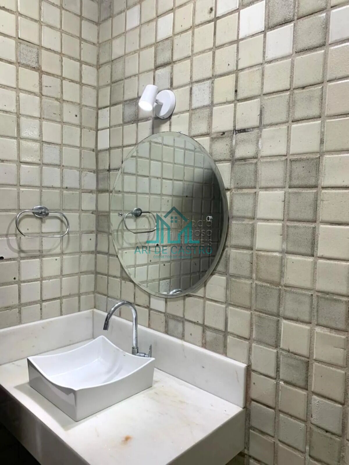 Casa à venda com 4 quartos, 357m² - Foto 17