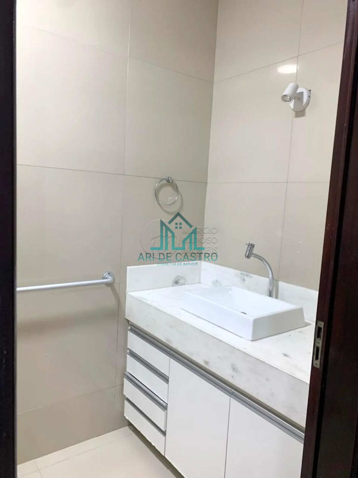 Casa à venda com 4 quartos, 357m² - Foto 13
