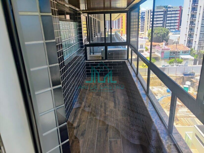 Apartamento à venda com 4 quartos, 270m² - Foto 18