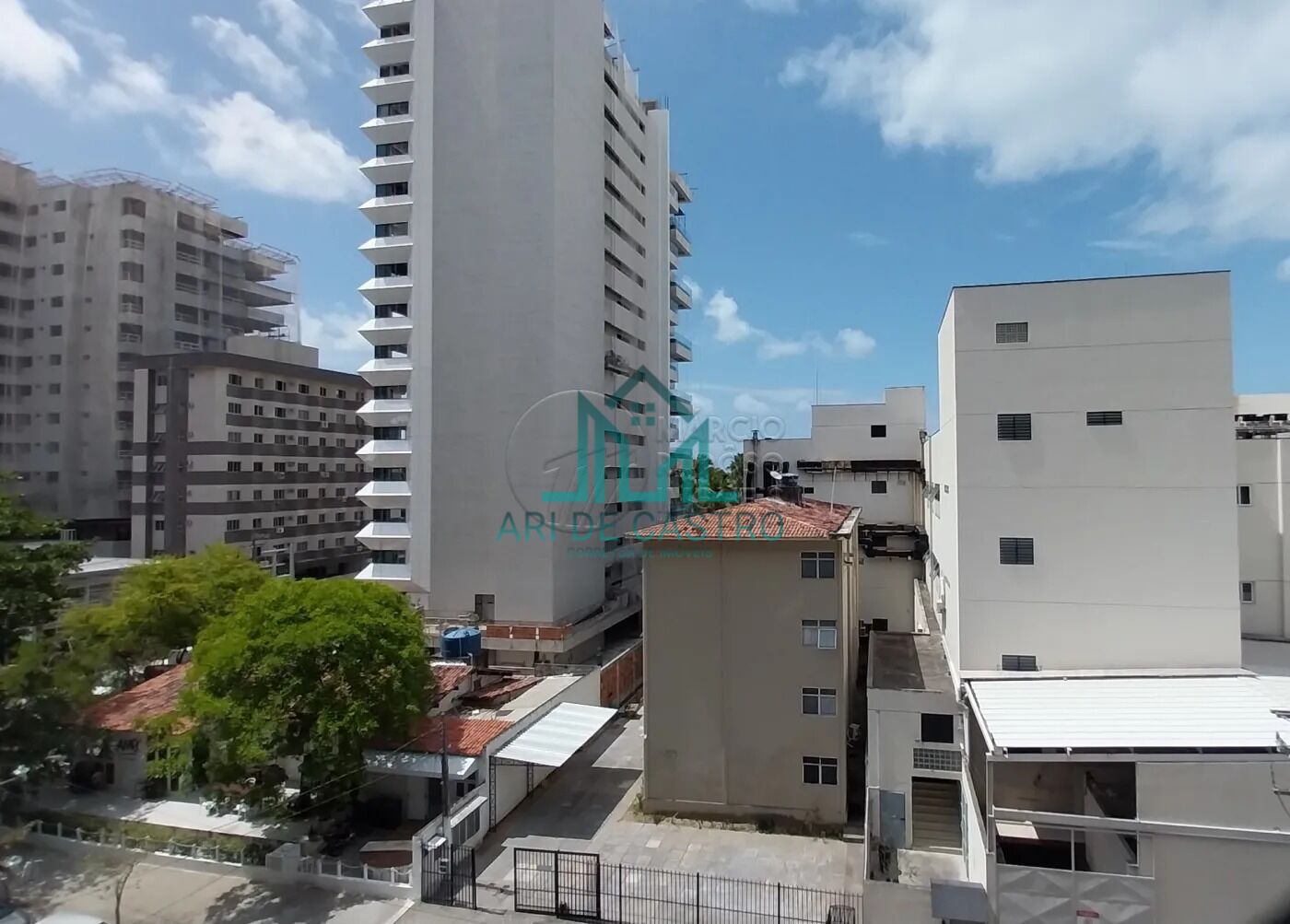 Apartamento à venda com 4 quartos, 175m² - Foto 6