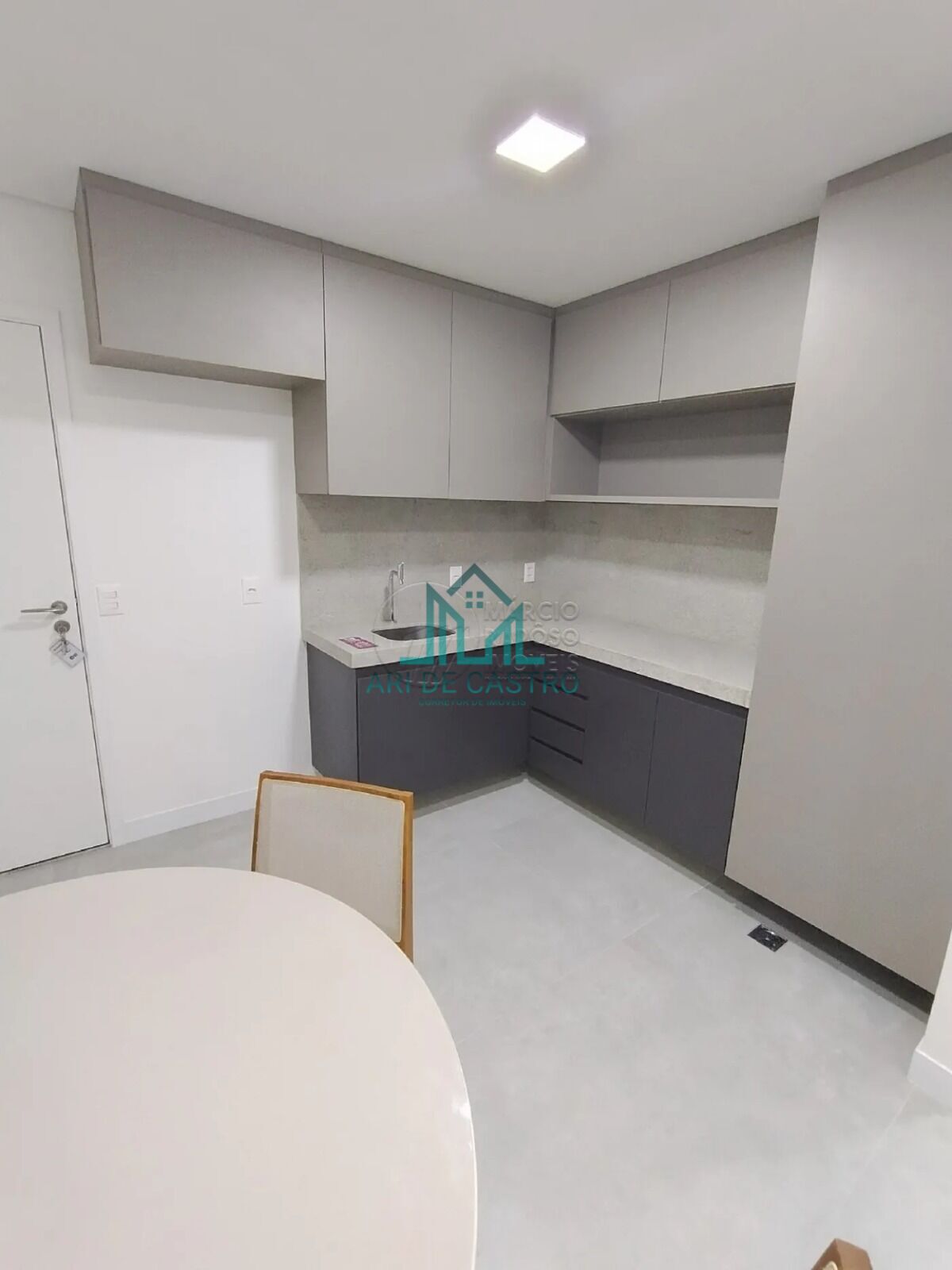 Apartamento para alugar com 1 quarto, 44m² - Foto 3