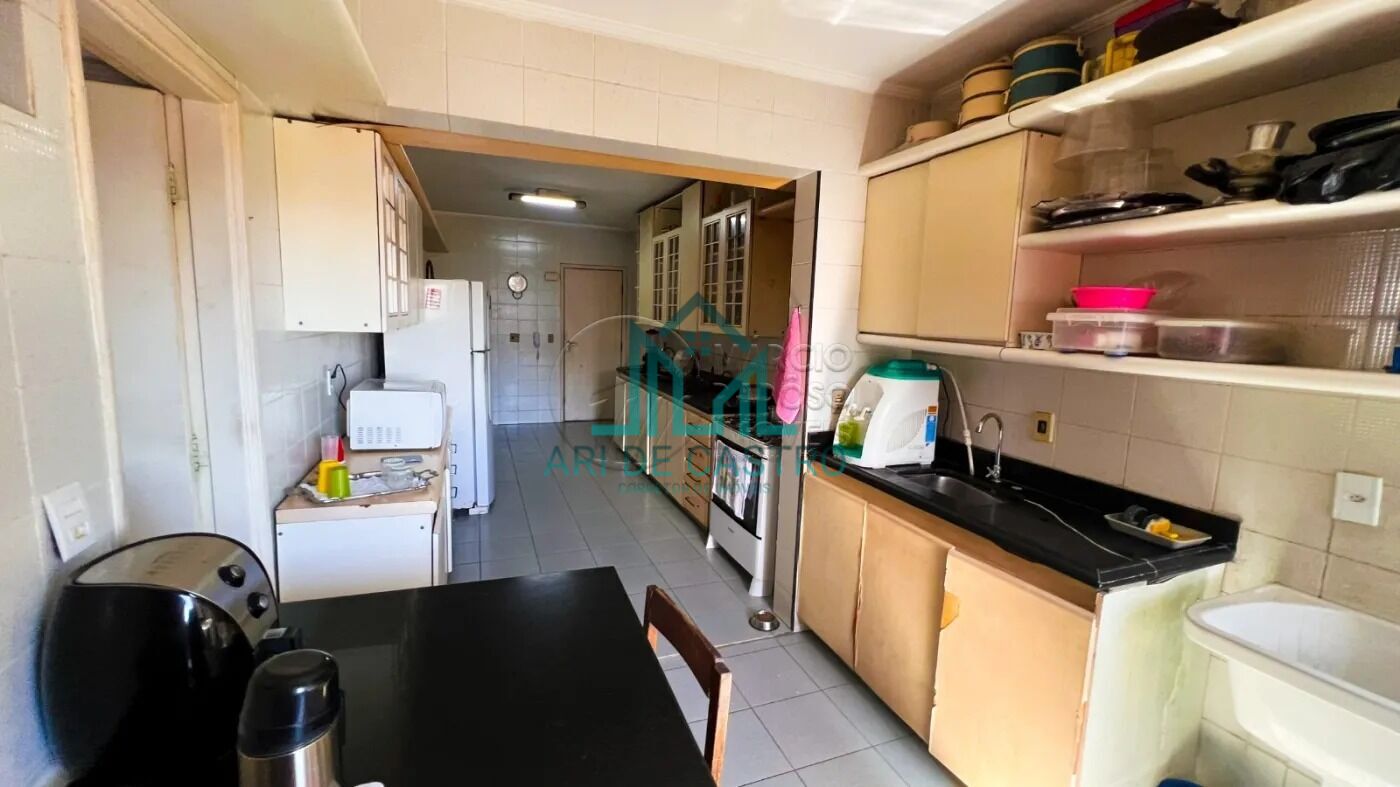 Apartamento à venda com 5 quartos, 315m² - Foto 6