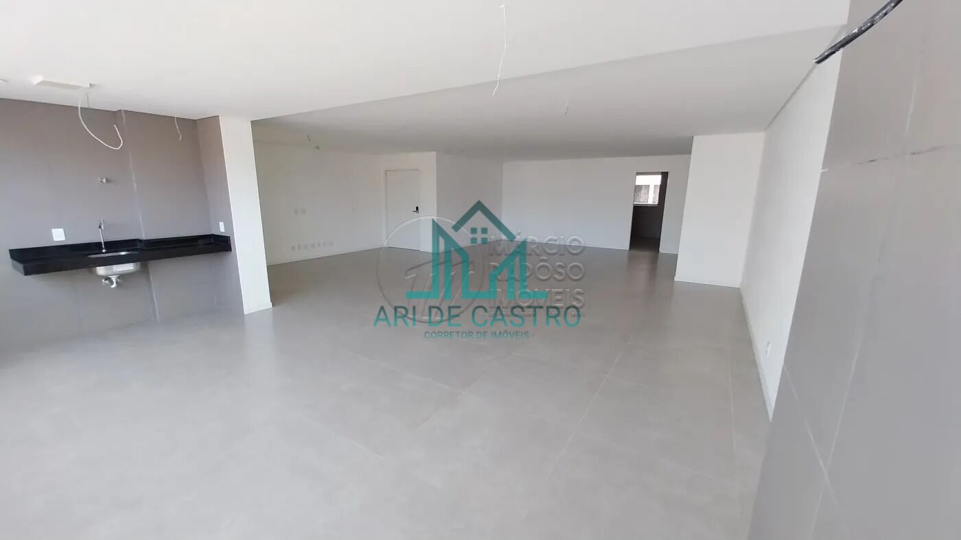 Apartamento à venda com 4 quartos, 227m² - Foto 17