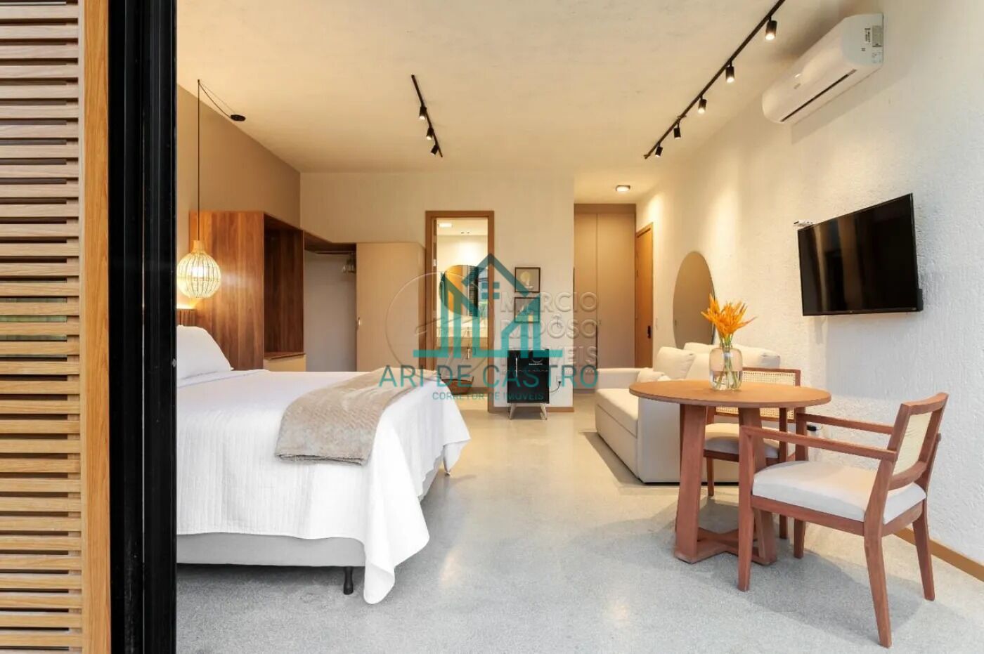 Casa à venda com 4 quartos, 350m² - Foto 21
