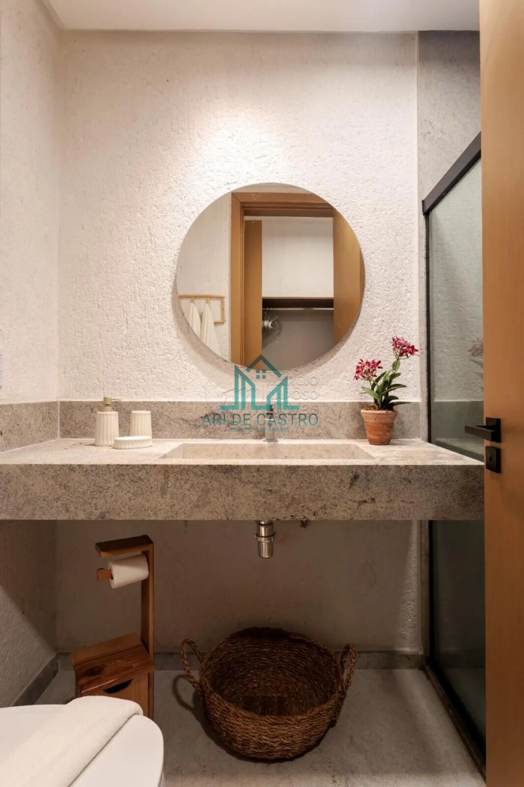 Casa à venda com 4 quartos, 350m² - Foto 24