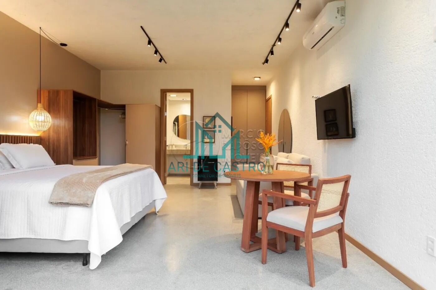 Casa à venda com 4 quartos, 350m² - Foto 20