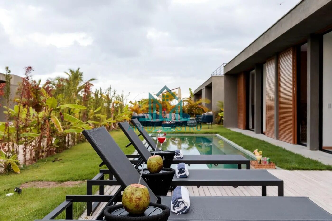Casa à venda com 4 quartos, 350m² - Foto 8