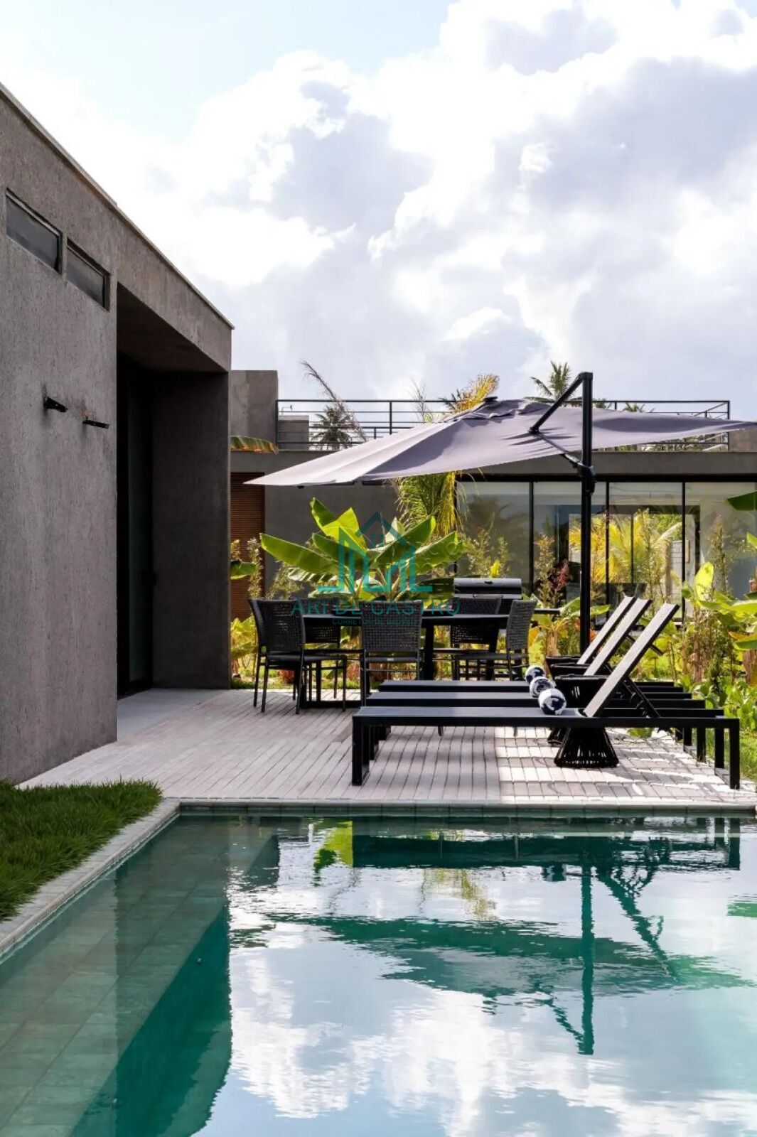 Casa à venda com 4 quartos, 350m² - Foto 4
