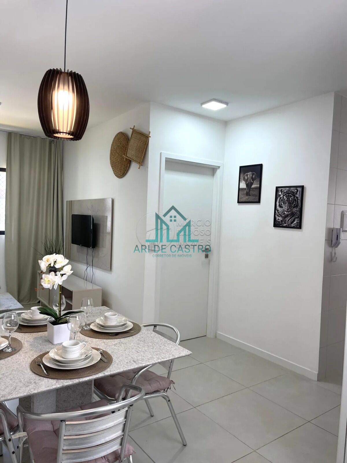 Apartamento à venda com 1 quarto, 41m² - Foto 2