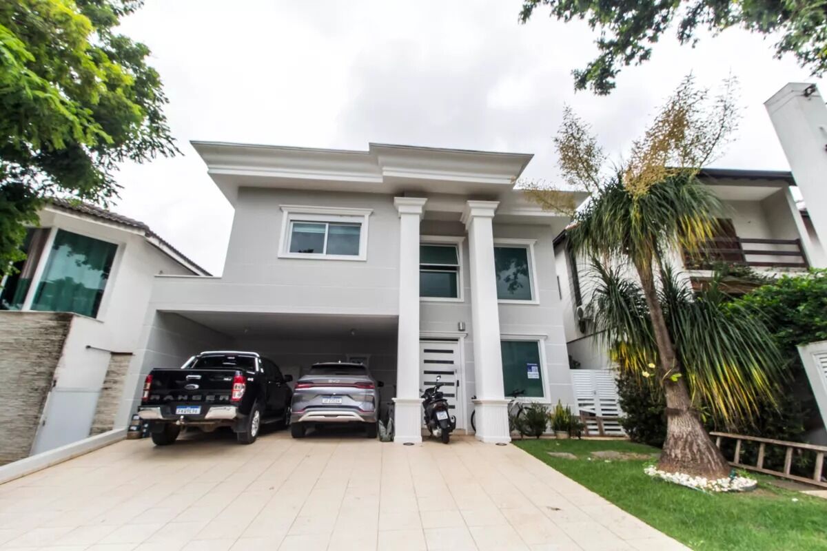 Casa, 4 quartos, 320 m² - Foto 1