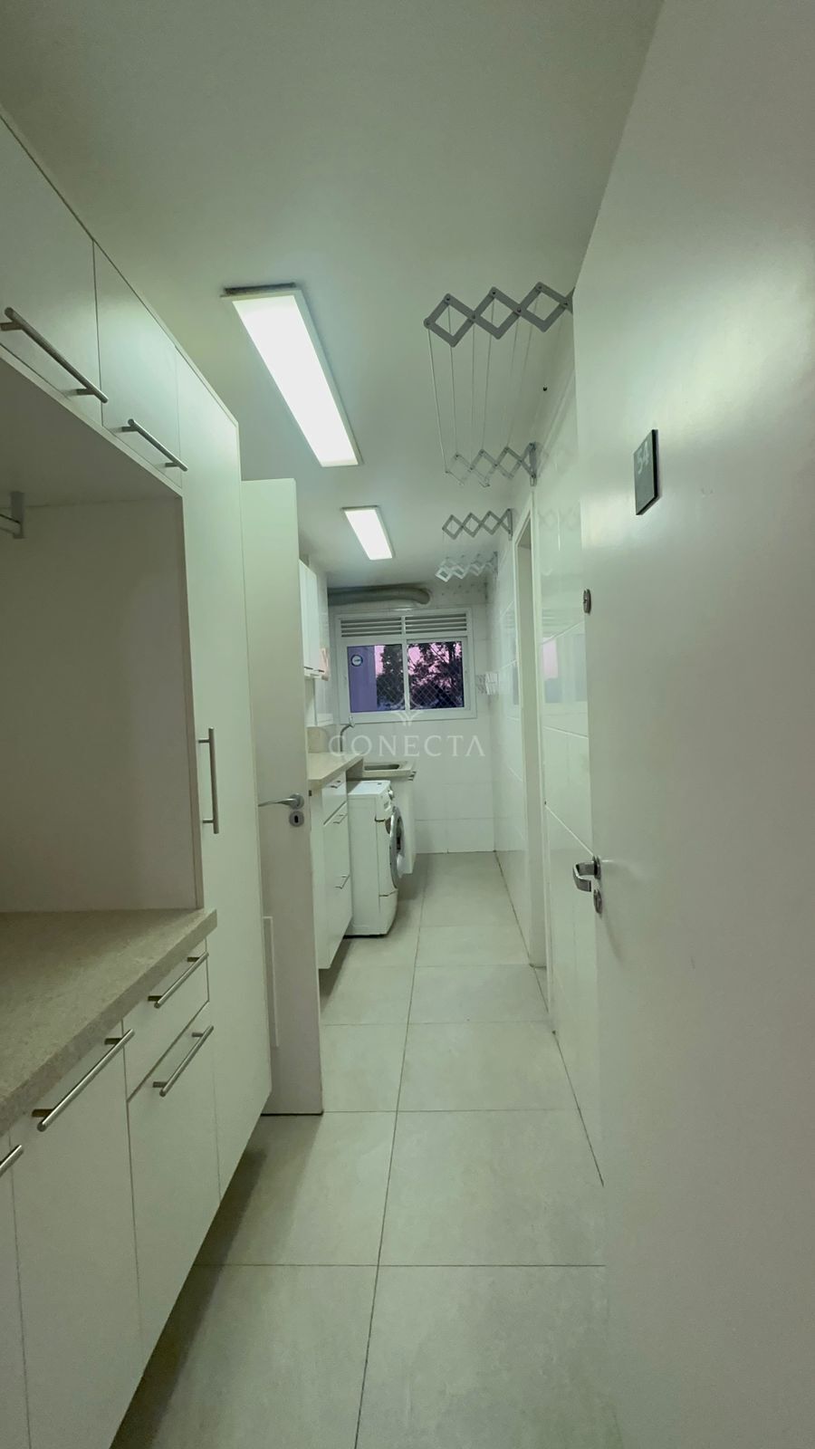 Apartamento para alugar com 3 quartos, 202m² - Foto 7
