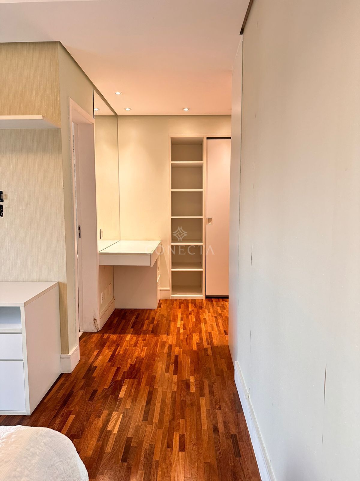 Apartamento para alugar com 3 quartos, 202m² - Foto 24