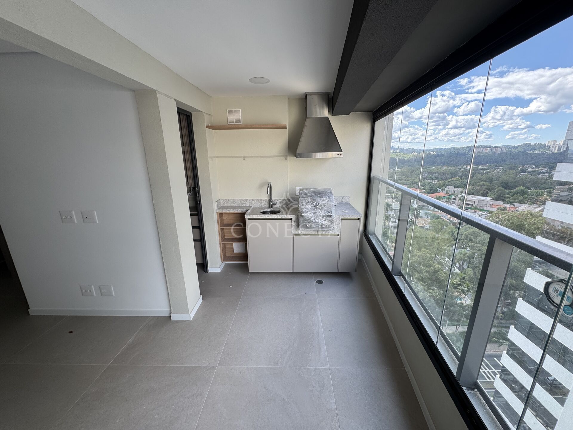 Apartamento para alugar com 2 quartos, 75m² - Foto 3
