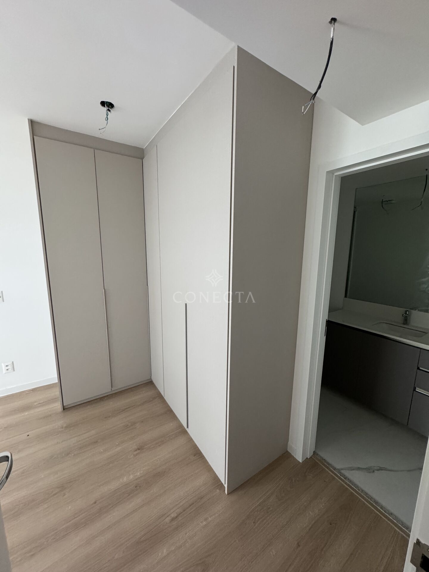 Apartamento para alugar com 2 quartos, 75m² - Foto 8