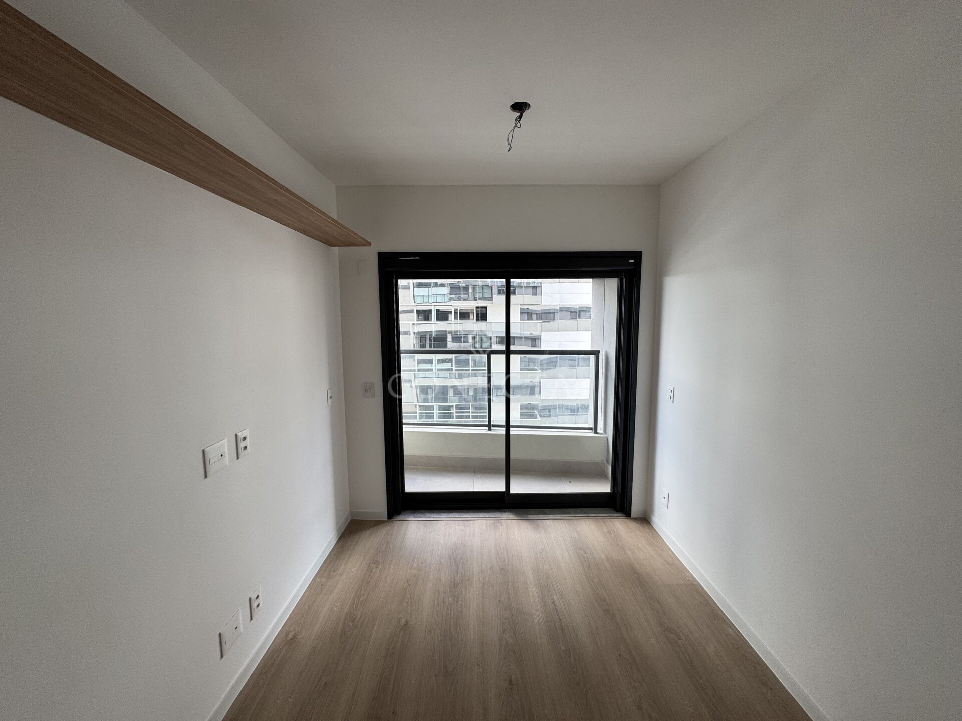 Apartamento para alugar com 2 quartos, 75m² - Foto 9