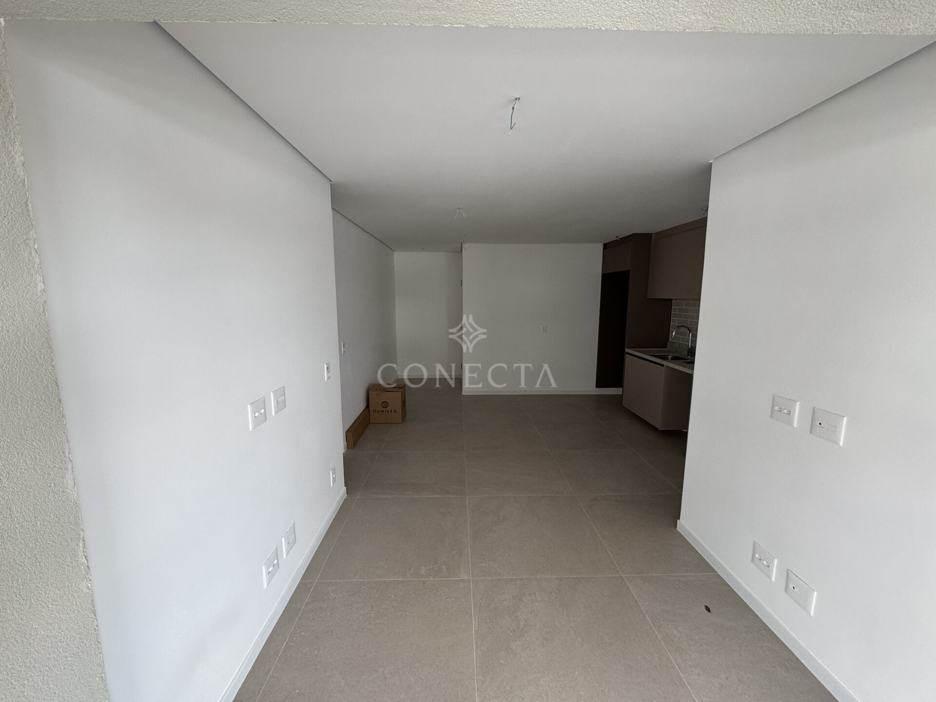 Apartamento para alugar com 2 quartos, 75m² - Foto 4