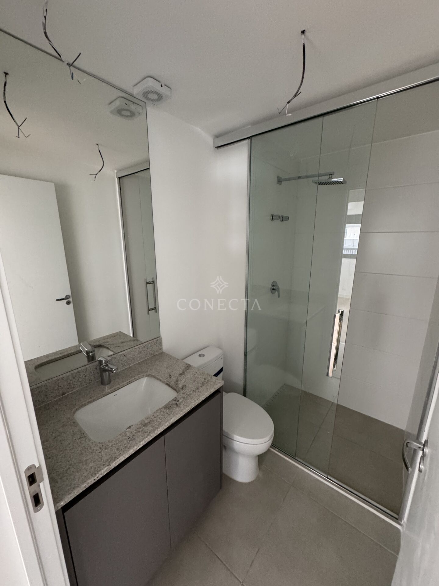 Apartamento para alugar com 2 quartos, 75m² - Foto 7
