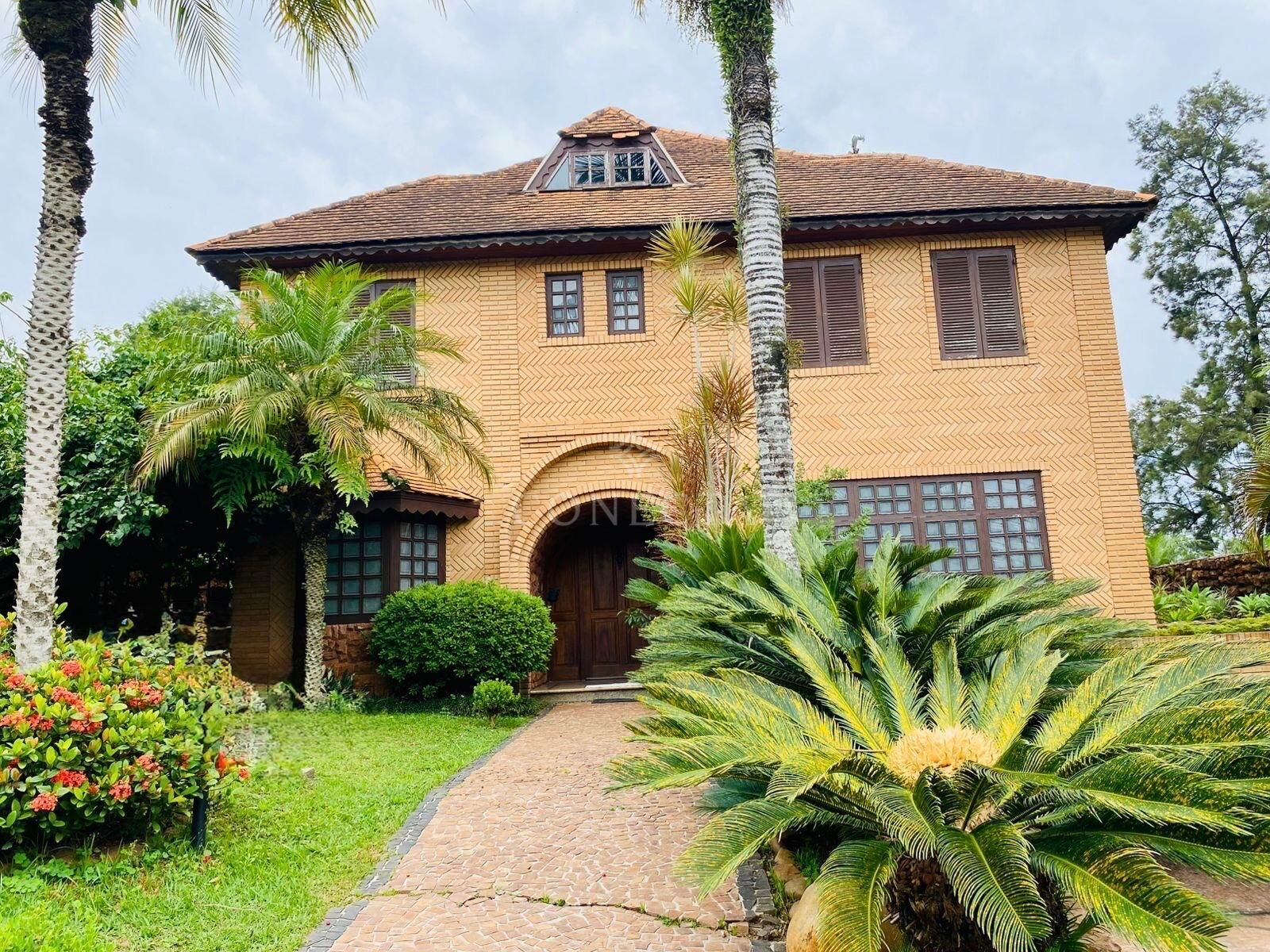 Casa, 4 quartos, 422 m² - Foto 1